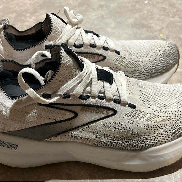 BROOKS GLYCERIN 21 STEALTHFIT RUNNING SHOES WOMENS SIZE 8 ***RETAIL $160*** - Picture 2 of 9